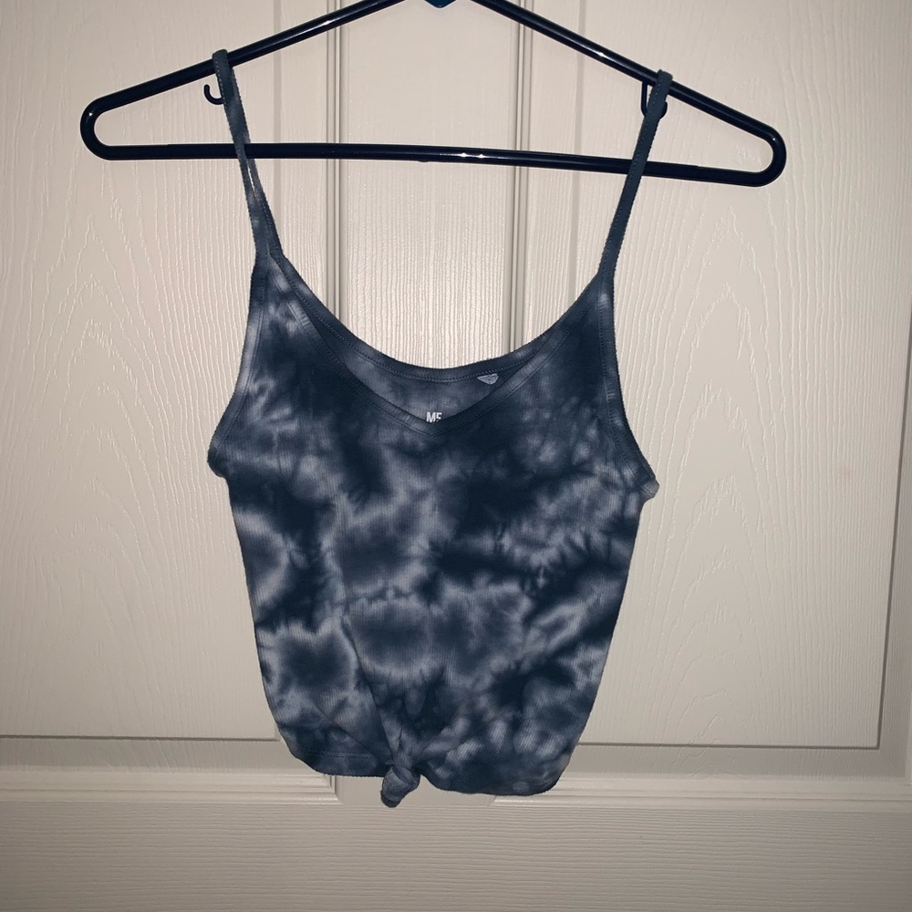 Tie Dye Knot Cropped Tank